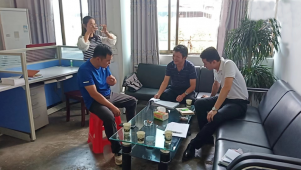 县林下经济中心深入乡镇督促指导营造林工作
